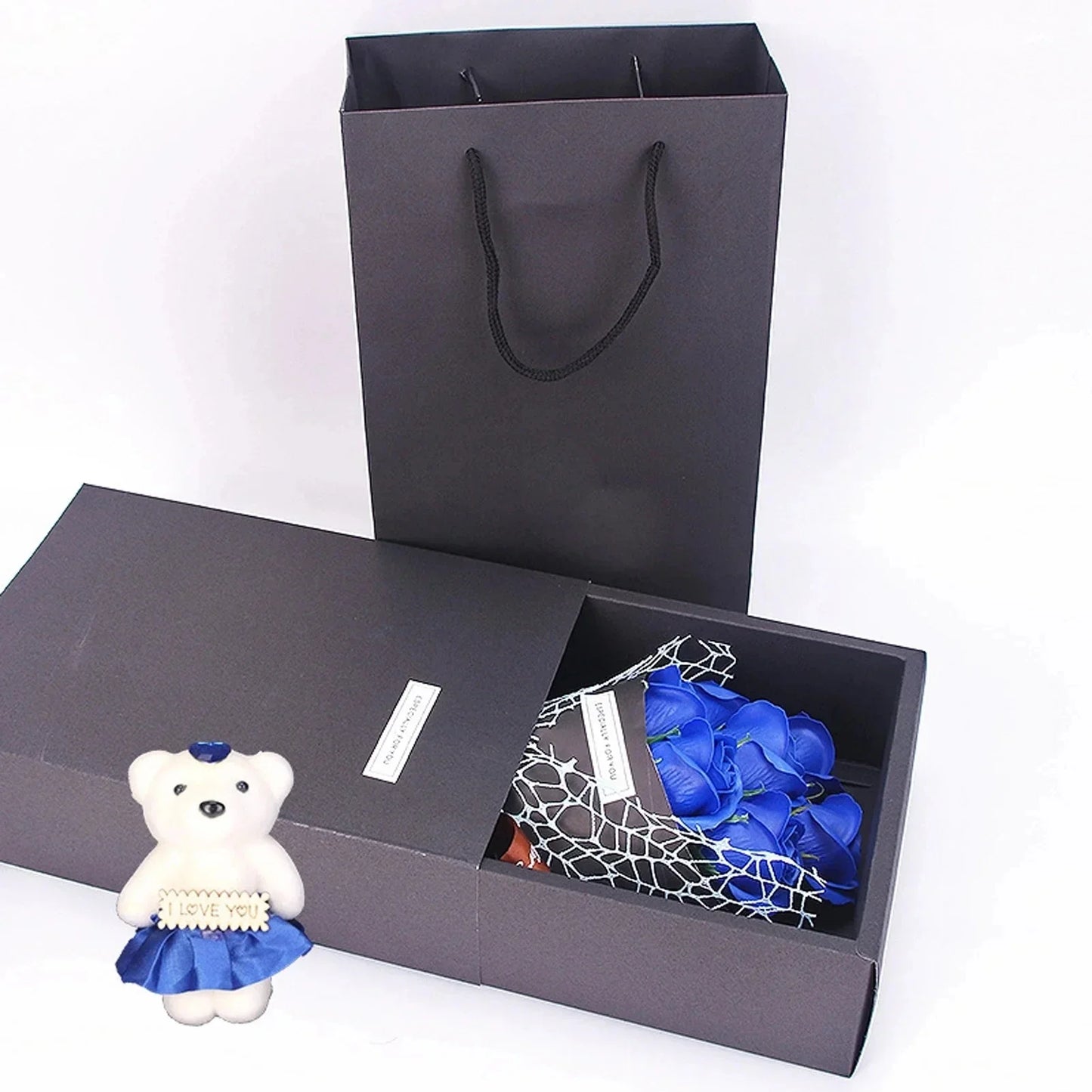 Frendorf | 7 Rosen Seifenstrauß Geschenkbox