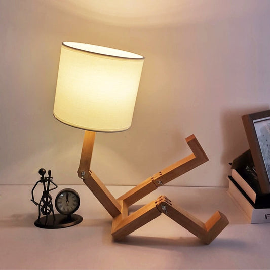 Robot Form Holz Tischlampe