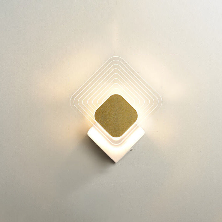 Frendorf | Luxoria Geo LED Wandleuchte | Goldenes Geometrisches Design | Acryl & Modern | Warmes Licht
