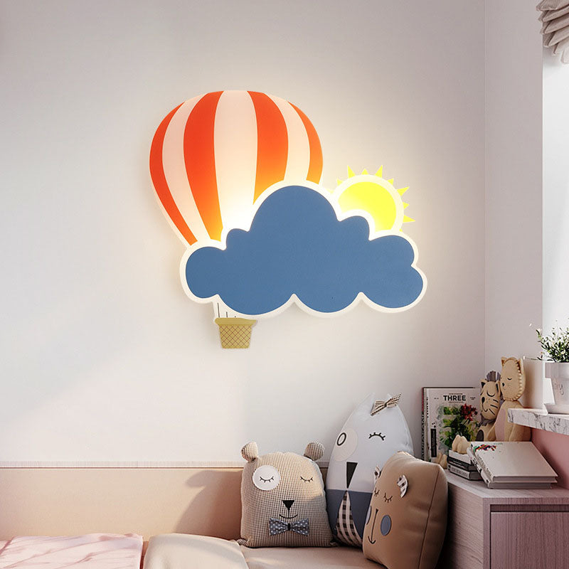 Frendorf | SkyDream LED Wandleuchte | Kreatives Heißluftballon- & Wolkendesign | Für Kinderzimmer | Warmweißes & Weißes Licht