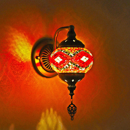 Zeitgenössische Retro Eisen Glas Mosaik Globus 1-Licht Wand Sconces Lampe Für Flur