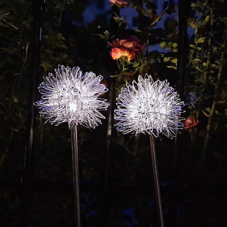 Frendorf | Solaris GlowSphere Gartenleuchte | Aluminiumkugel | LED Solarlicht | Wasserdicht | Warmweiß oder Weiß