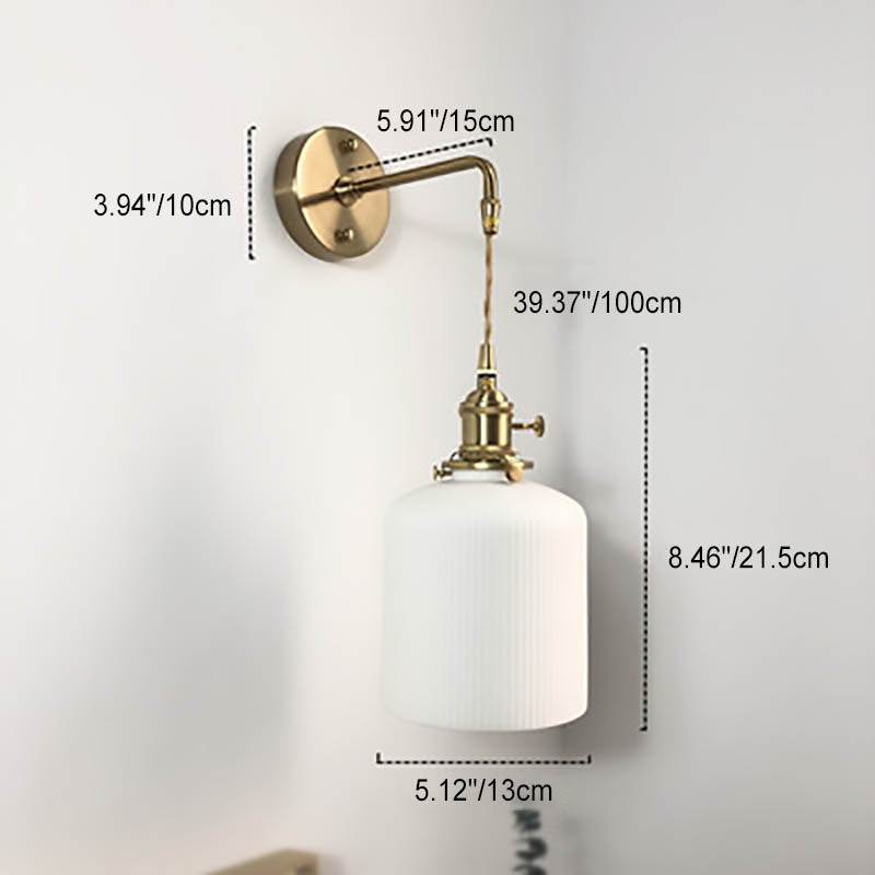 Frendorf | BrassGlow Japanische Retro Wandleuchte | Minimalistisches Design | Zylinder Oval | Messing & Lucite | 1-flammig