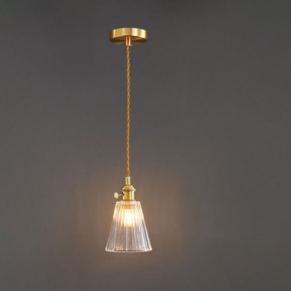 Frendorf | Bellux Glas Pendelleuchte | Modernes Glockenschirmdesign | Messingoptik | 1-flammig | Luxuriöse Beleuchtung