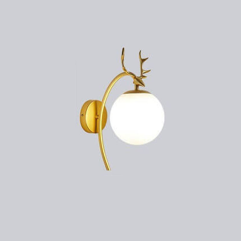 Frendorf | Antleon Nordic Wandleuchte | Luxuriöses Geweih-Design | Glaslampenschirm | Elegante Wandbeleuchtung