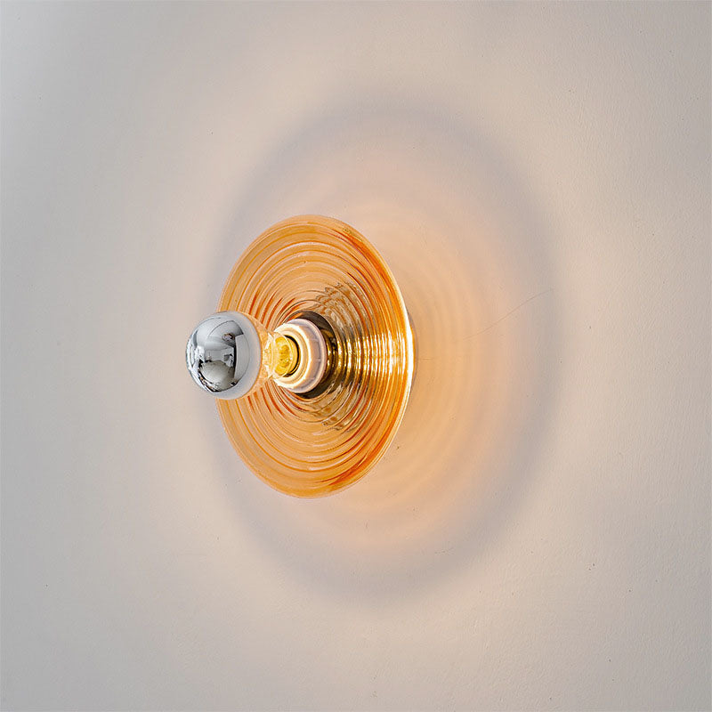 Frendorf | Zeitlose Wandlampe aus Glas für vielseitige Beleuchtung