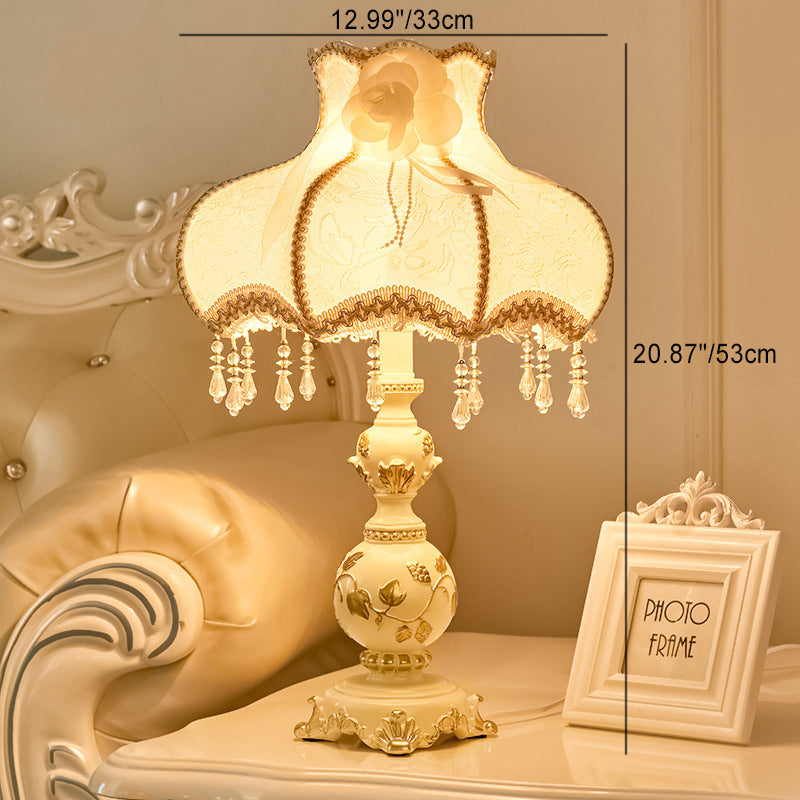 Frendorf | Vasora Europäische Tischlampe | Traditionelles Design | Vase aus Harz | Stoffschirm | Schlafzimmerbeleuchtung