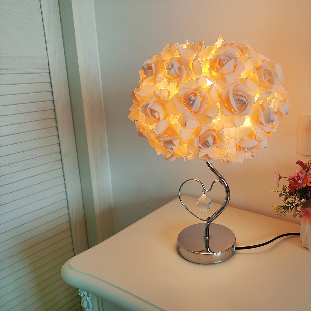 Frendorf | Roseva Art Deco Tischlampe | Stoff-Rosenschirm | Elegante Beleuchtung | Schlafzimmer Dekoration