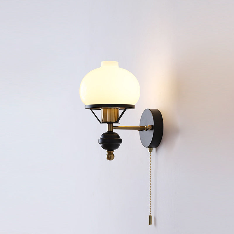 Frendorf | GeoLuxe Französische Geometrische Wandlampe | Eisen & Glas | 1-Licht Design für Wohnzimmer