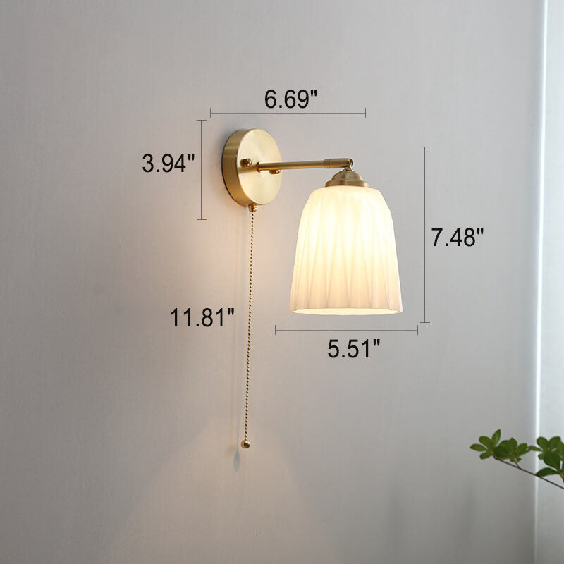 Frendorf | ScandiLume Nordic Wandleuchte mit Zugschalter | Milchglas & Messing Design | Strahlendes Stimmungslicht für Ihr Zuhause