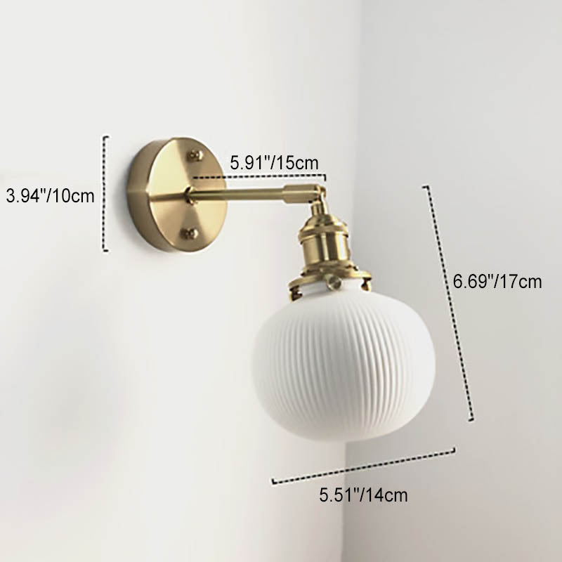 Frendorf | BrassGlow Japanische Retro Wandleuchte | Minimalistisches Design | Zylinder Oval | Messing & Lucite | 1-flammig