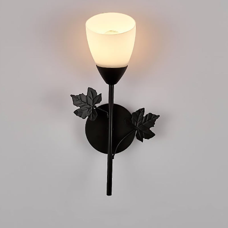 Zeitgenössische skandinavische Blumen Eisen Glas 1/2 Licht Wandlampe für Wohnzimmer