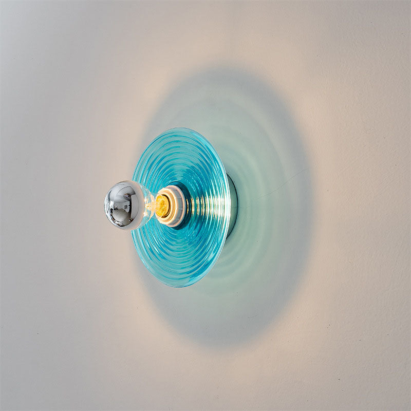 Frendorf | Zeitlose Wandlampe aus Glas für vielseitige Beleuchtung