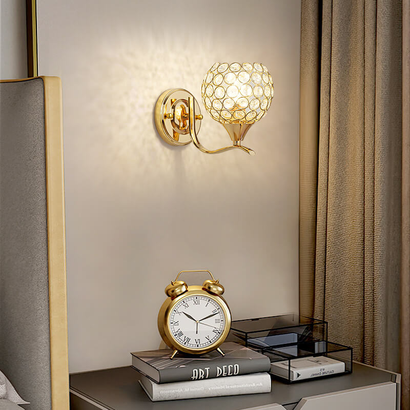 Zeitgenössische kreative Kristallkugel 1- Licht Wandlampe für das Wohnzimmer