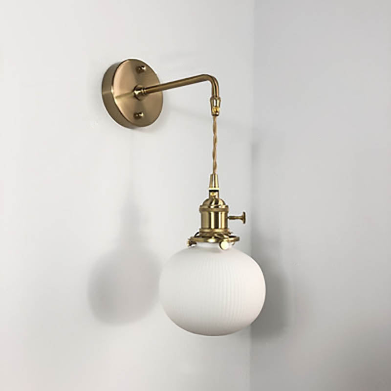 Frendorf | BrassGlow Japanische Retro Wandleuchte | Minimalistisches Design | Zylinder Oval | Messing & Lucite | 1-flammig