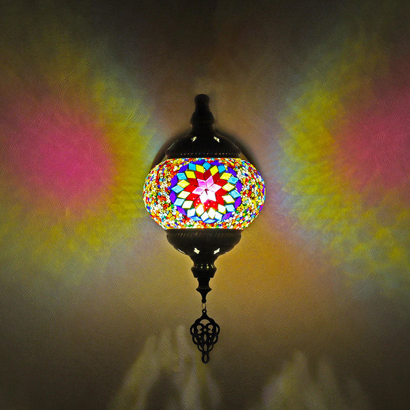 Zeitgenössische Retro Eisen Glas Mosaik Globus 1-Licht Wand Sconces Lampe Für Flur