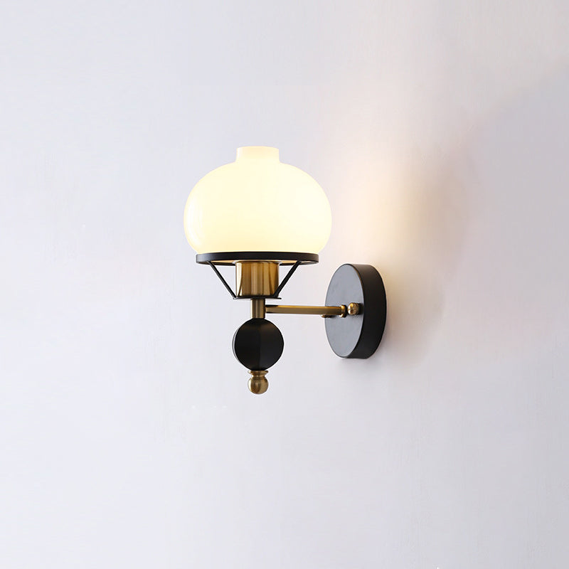 Frendorf | GeoLuxe Französische Geometrische Wandlampe | Eisen & Glas | 1-Licht Design für Wohnzimmer