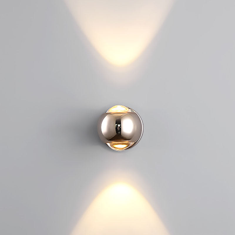 Frendorf | Arcano LED Wandleuchte | Nordic Design | Halbrundes Aluminium | Up-Down Beleuchtung für Schlafzimmer