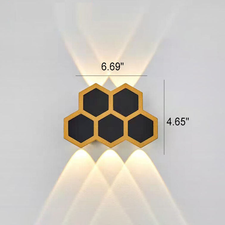Frendorf | LumoHex Prime | Modernes Outdoor LED Wandlicht | Hexagon Schwarz-Gold Kombination