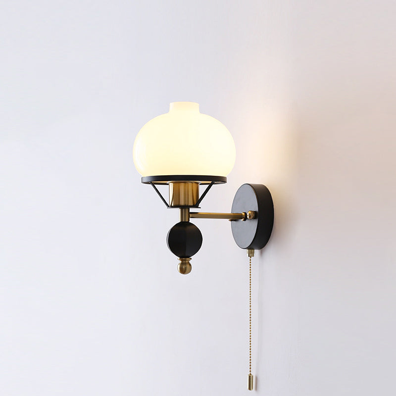Frendorf | GeoLuxe Französische Geometrische Wandlampe | Eisen & Glas | 1-Licht Design für Wohnzimmer