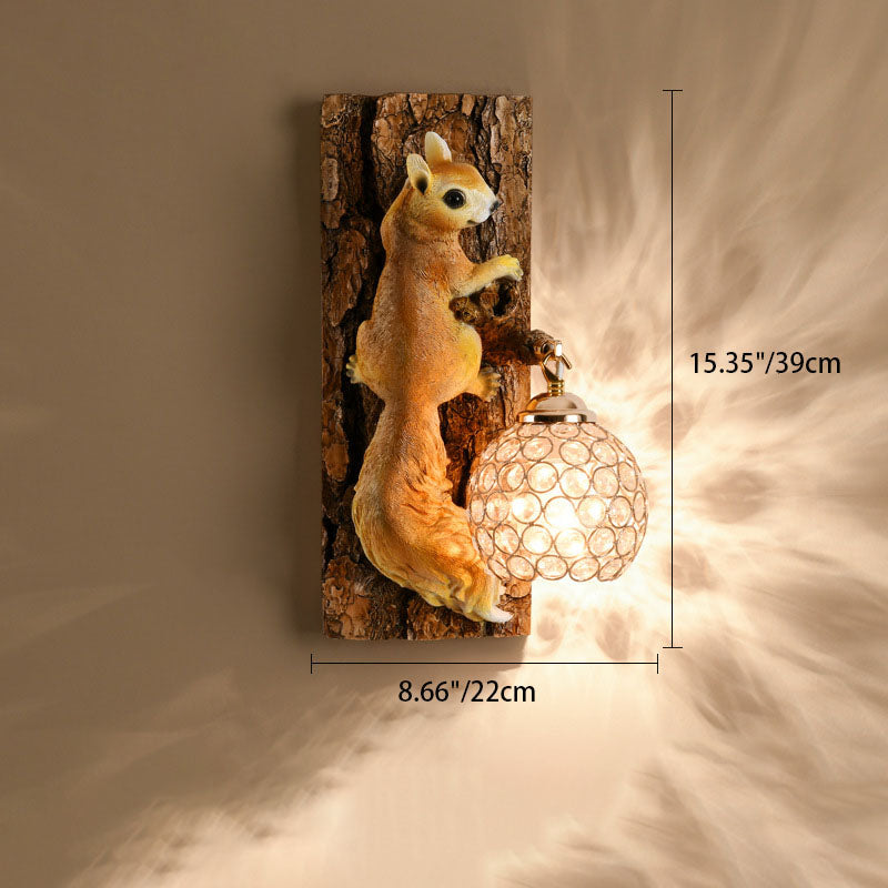 Frendorf | Crystanova Wandleuchte | Kreatives Eichhörnchen-Design | Kristall-Details | 1-flammige Lampe für Schlafzimmer