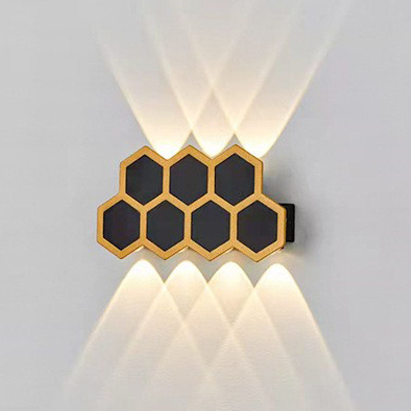Frendorf | LumoHex Prime | Modernes Outdoor LED Wandlicht | Hexagon Schwarz-Gold Kombination