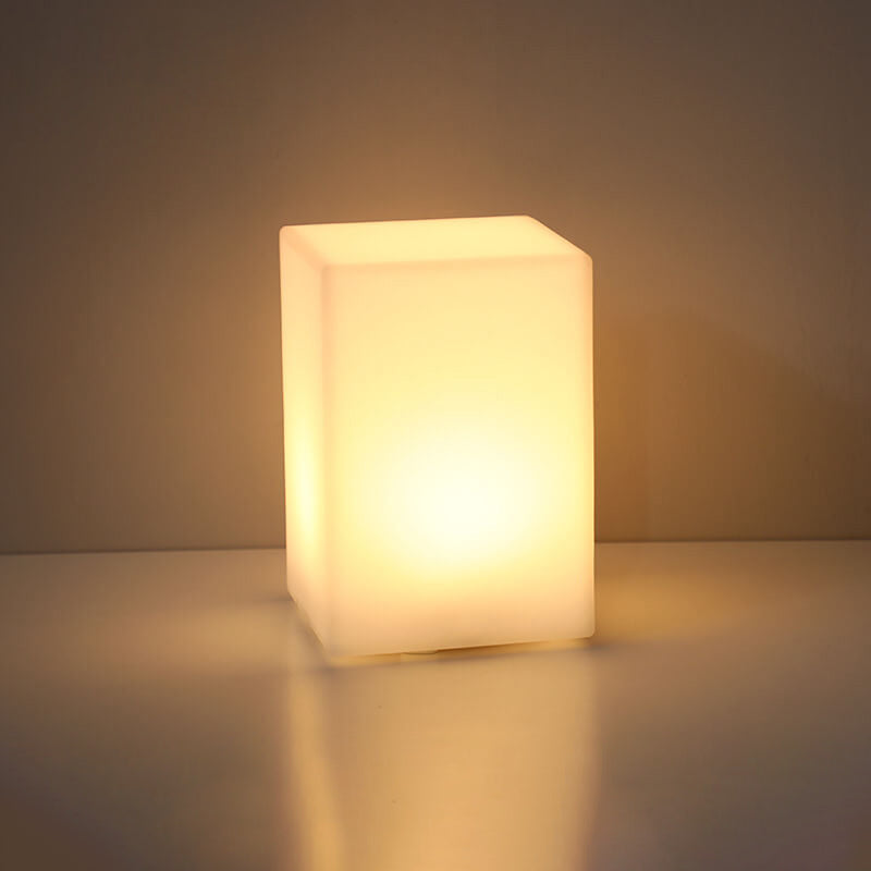 Frendorf | GeoGlow Kreative Geometrische LED Tischlampe | Batteriebetrieben & Fernbedienung | Nachtlicht & Dekoration