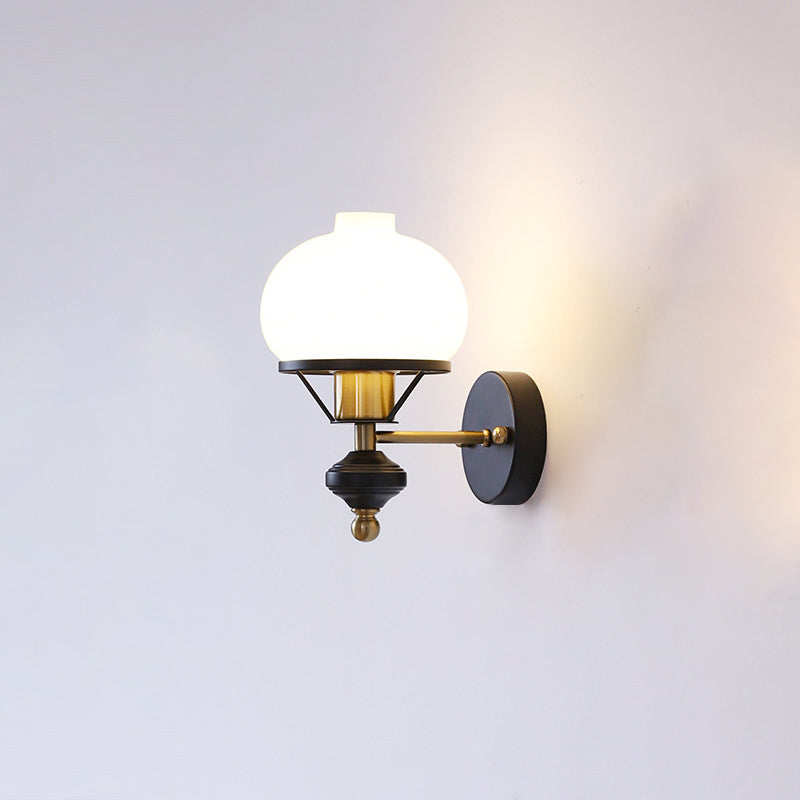 Frendorf | GeoLuxe Französische Geometrische Wandlampe | Eisen & Glas | 1-Licht Design für Wohnzimmer