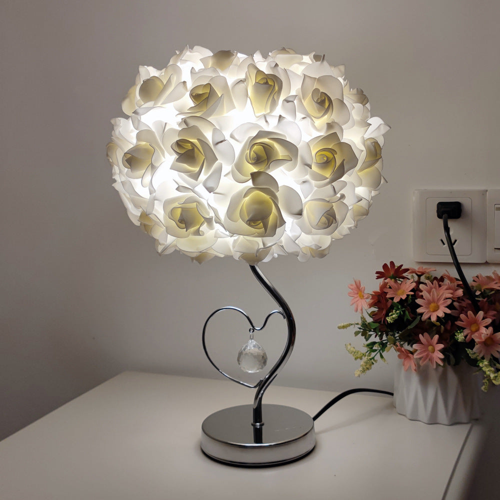 Frendorf | Roseva Art Deco Tischlampe | Stoff-Rosenschirm | Elegante Beleuchtung | Schlafzimmer Dekoration