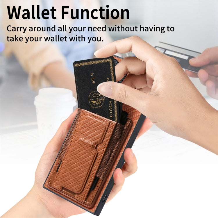 Frendorf | Für Samsung Galaxy S24 Ultra 5G Carbon Fiber Fold Stand Elastic Card Bag Handyhülle (Braun)