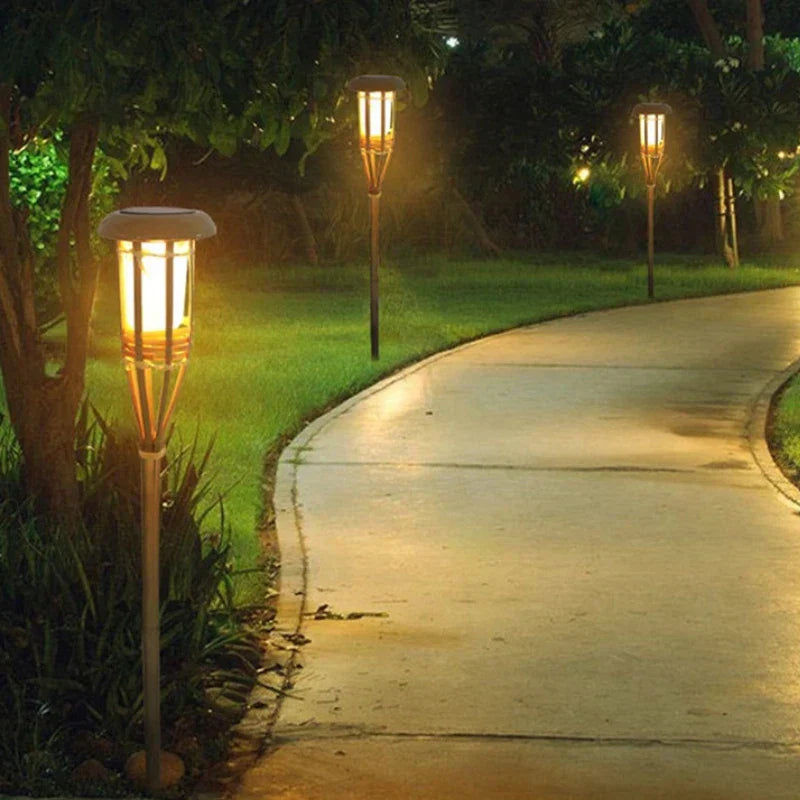 Frendorf |  Solar-Fackel 5er-Set | Flammenoptik LED Gartenleuchten | Solarbetrieben | Dekoratives Licht für Außen