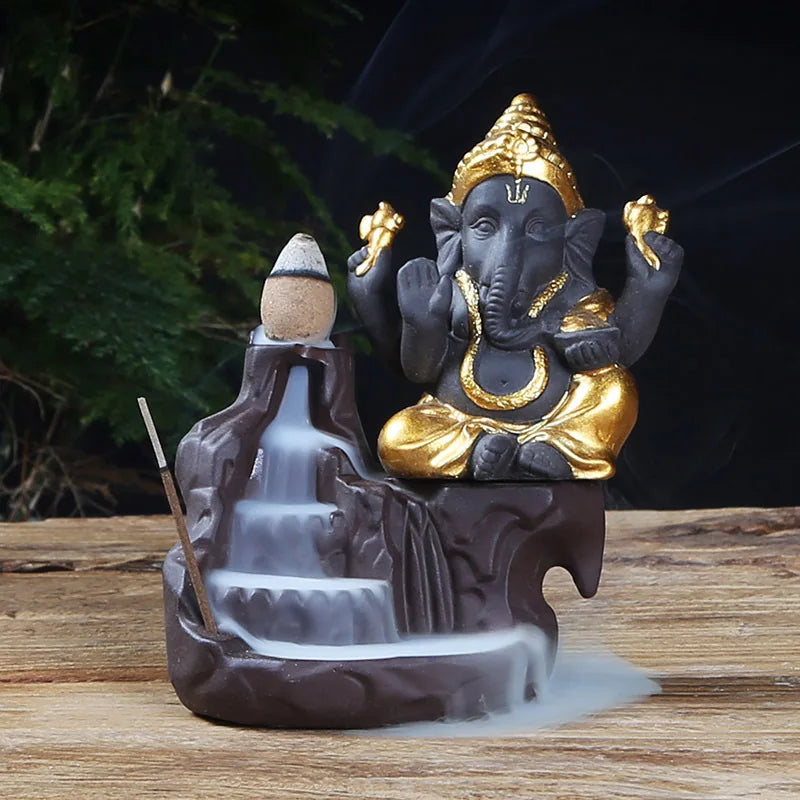 Clay-Style Ganesha Loban/Agarbatti Halter und Figurine