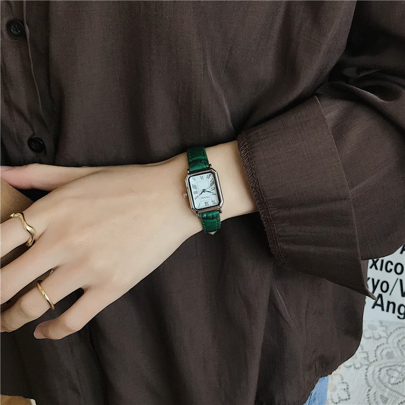 Frendorf | Retro-Uhr mit Lederarmband für Damen