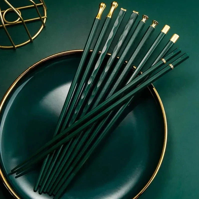 DineLux – Luxuriöses Essstäbchen-Set mit Raffinierten Designs (5 Paar)