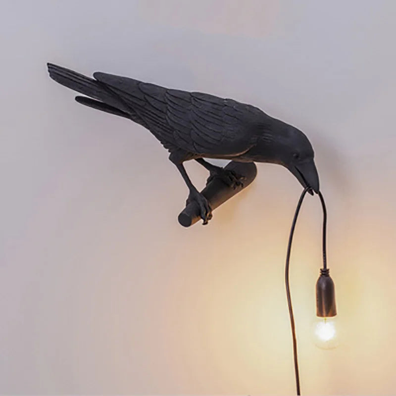 Frendorf | Moderne Lucky Bird Tischlampe – Kreatives Harz Tierdesign für Schlafzimmer und Wohnzimmer