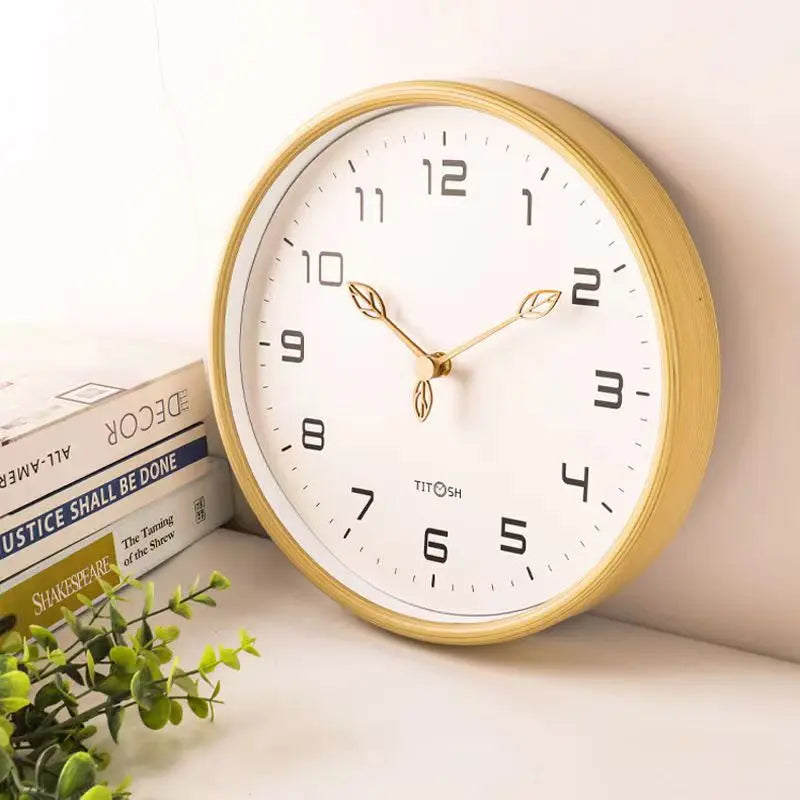 Japanische Wanduhr Design