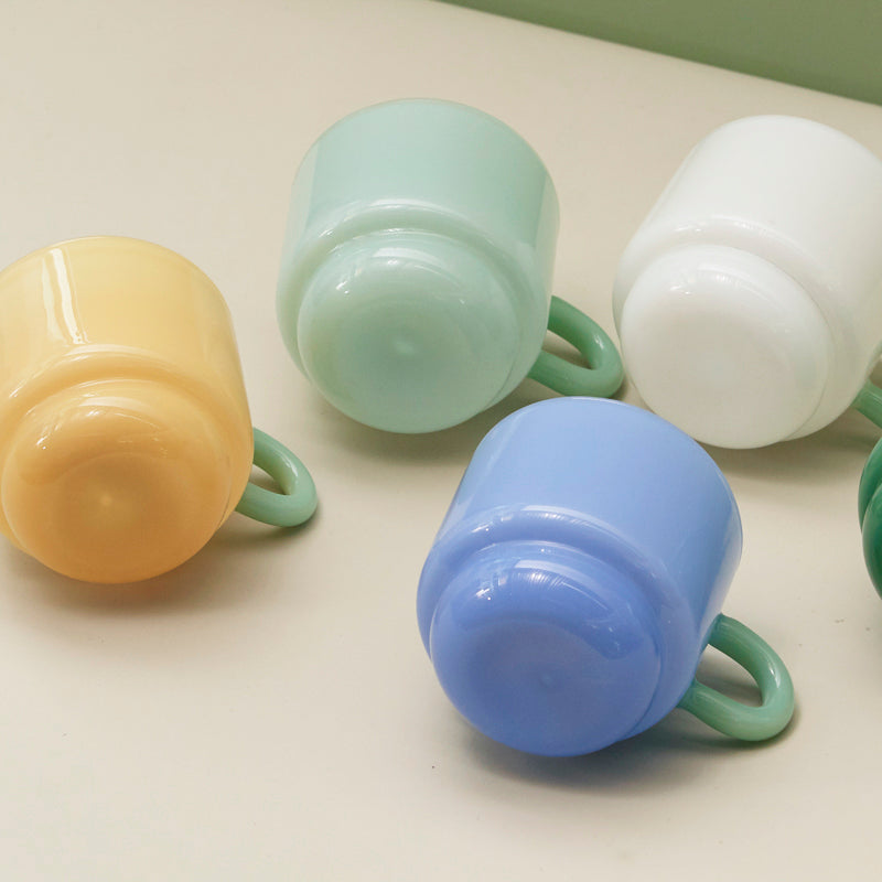2-colored glass mug