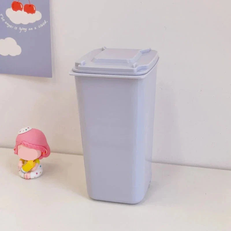 Mini Schreibtischabfalleimer und Zubehör