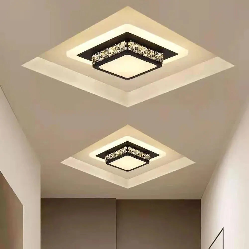 Frendorf | Beleuchten Sie Ihren Raum mit einer eleganten Deckenleuchte im Kristalldesign