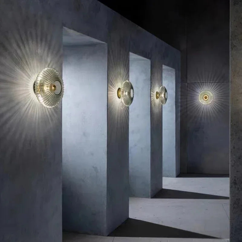 Frendorf | GlassArt Elegante Wandleuchte aus Glas | Edles Design | Warmes & Kaltes Licht
