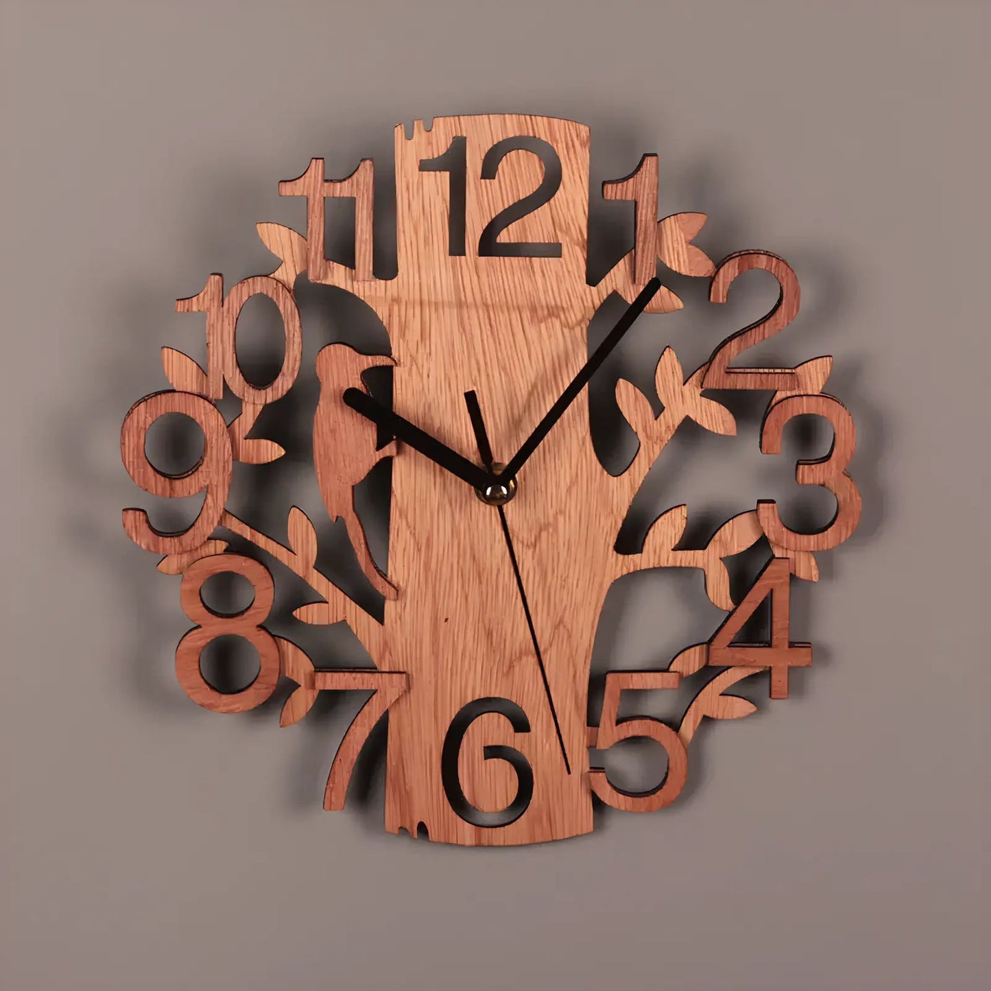 Frendorf | Moderne Holz Uhr für ein natürliches Gleichgewicht und funktionale Ästhetik