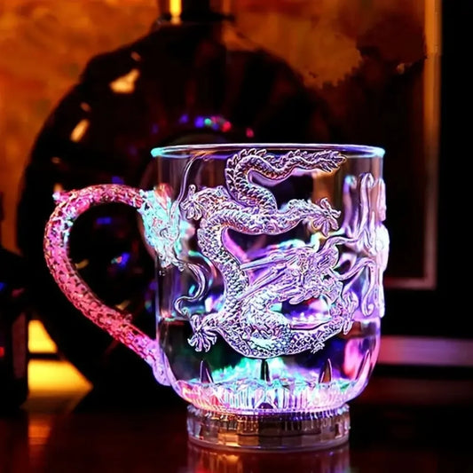 1 Stück Farbwechsel Leuchtende LED Drachen Tasse Wasser Aktiviert Lichter Bier Kaffee Milch Tee Wein Whiskey Bar Becher Reise Kreatives Geschenk