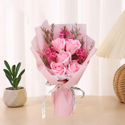 Frendorf | Blumenstrauß mit duftender Seife