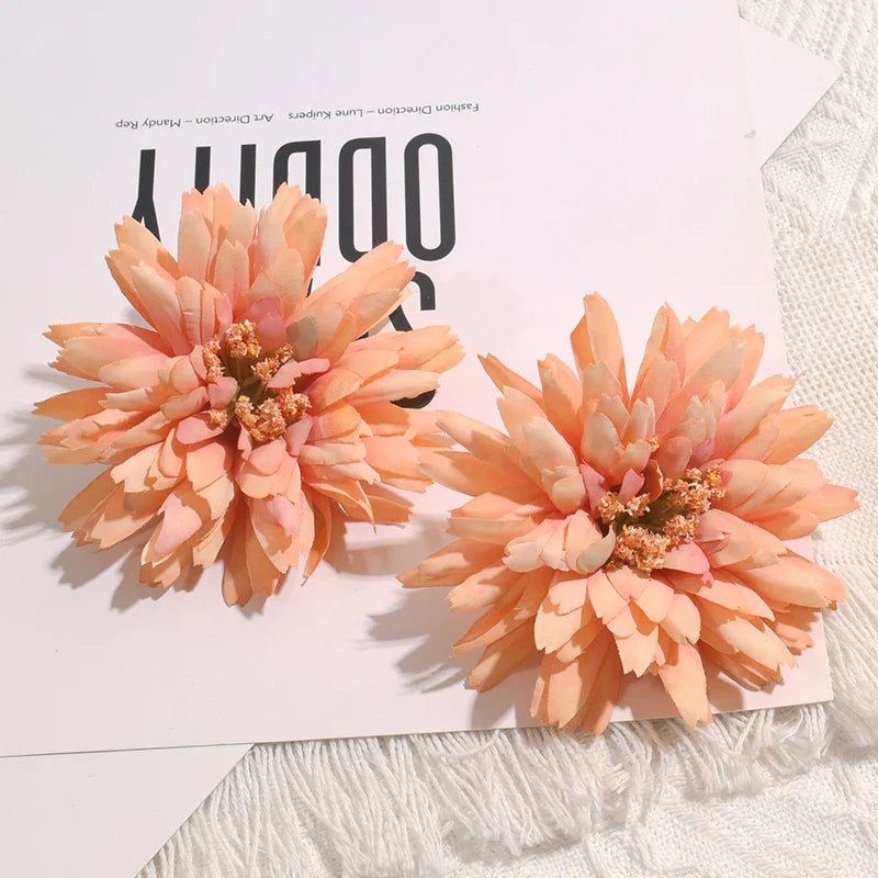 Frendorf | 30 Stück Gerbera Kunstseide Blumen Köpfe – 8CM Hochwertige DIY Blumen für Hochzeit, Dekoration, Kränze und Bastelprojekte