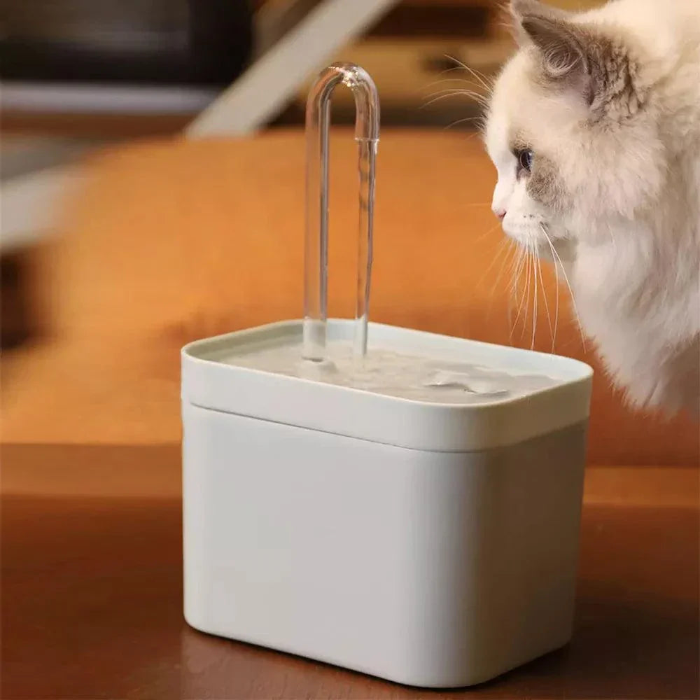 Frendorf | Ultra-leise Haustier-Wasserbrunnen mit intelligenter Filtration - 1,5 l Edelstahl