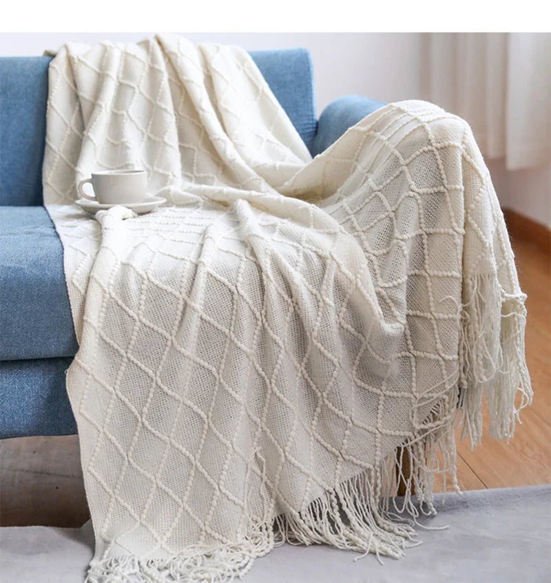 Gemütliche lila Diamant Strickdecke