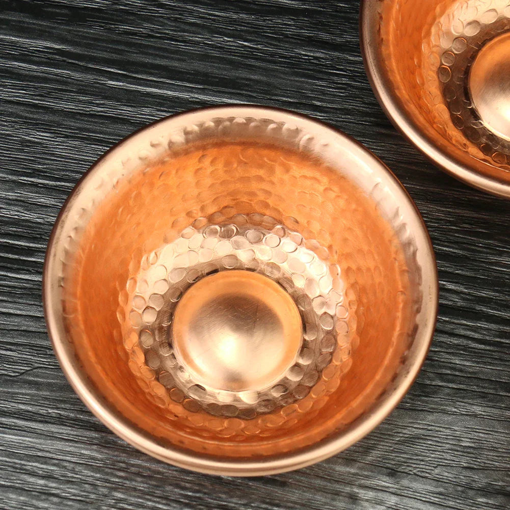 Nepalese reine Kupfer-Wasserbereitungs-Schüssel handgefertigtes Hammermuster heilige Wasser-Schüssel für Buddha Buddhismus-Zubehör