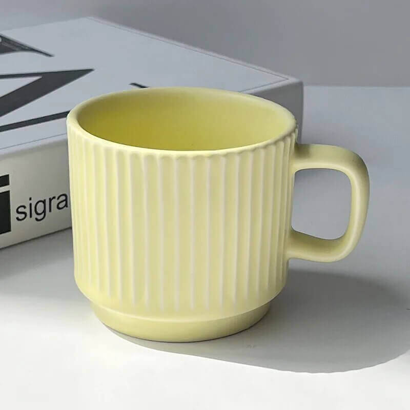 Große Retro Keramiktasse