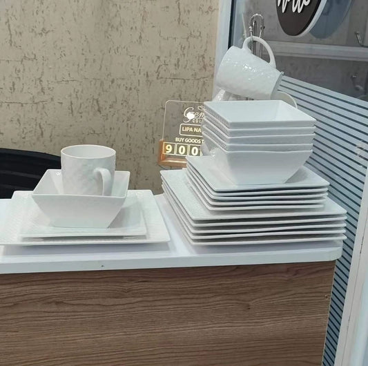 Frendorf | 24-teiliges Kariertes Keramik Dinner Set