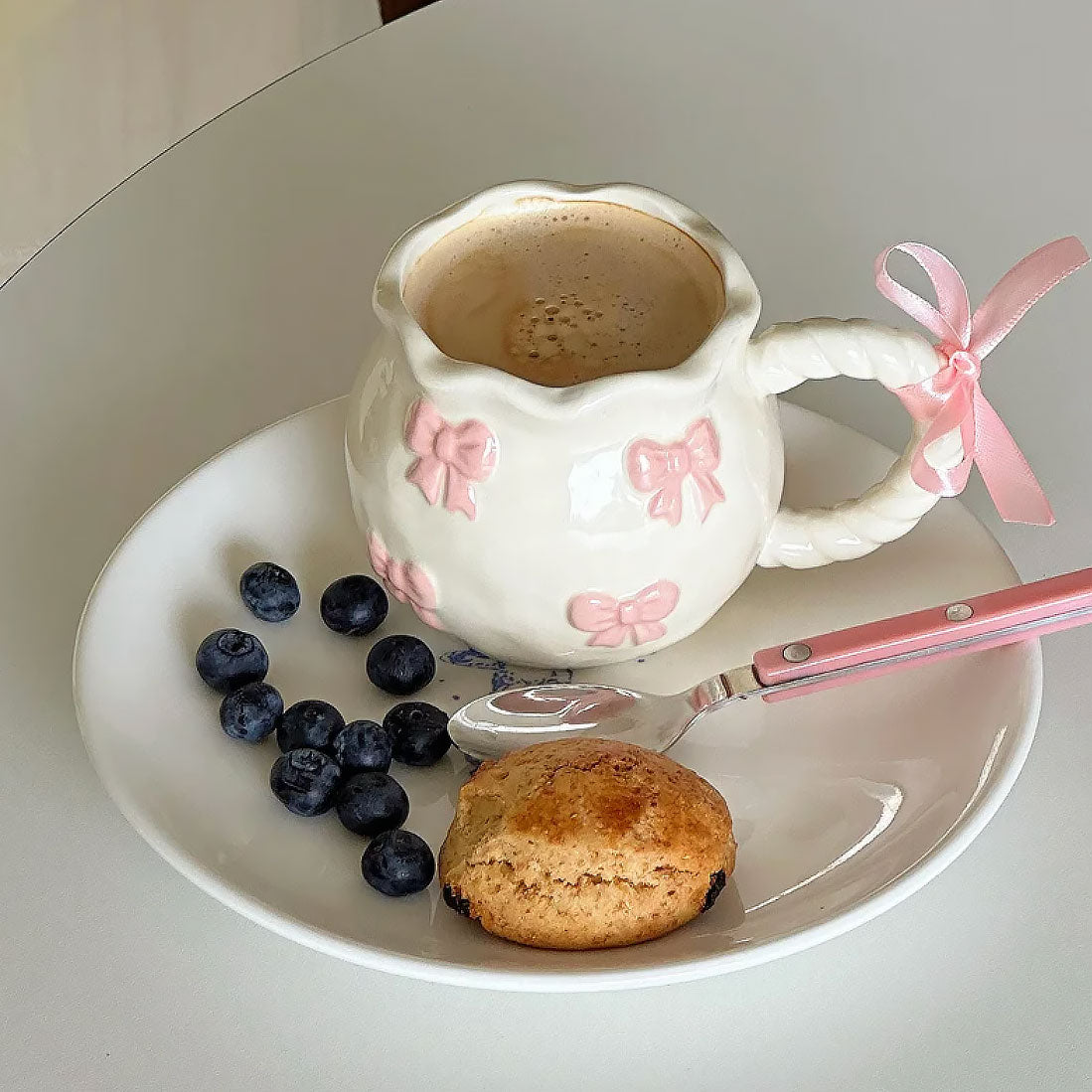Bow Keramiktasse